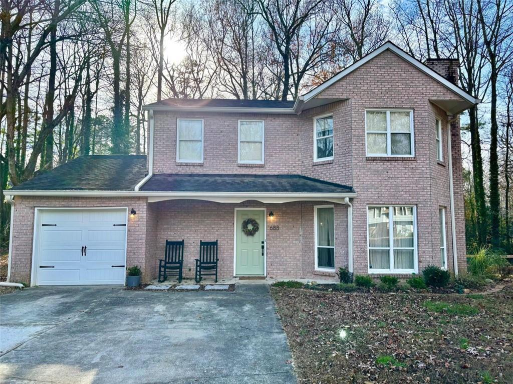 688 Greenhedge Dr., Stone Mountain, GA 30088