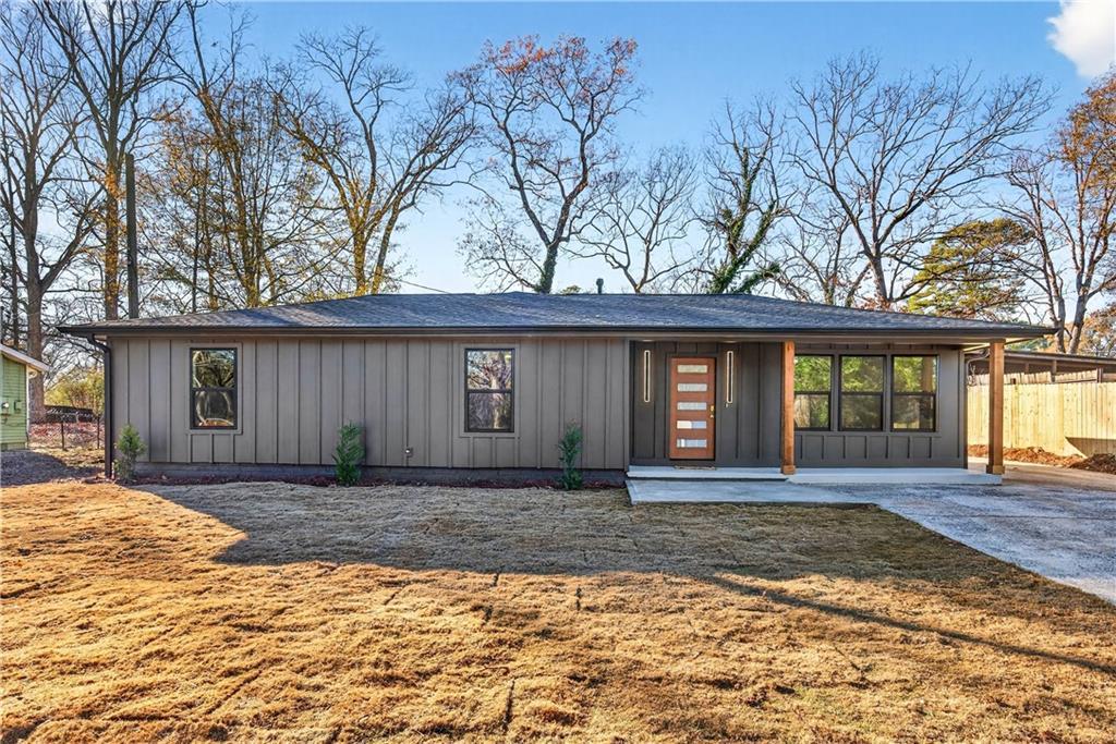 2720 Ivanhoe Ln., Smyrna, GA 30082