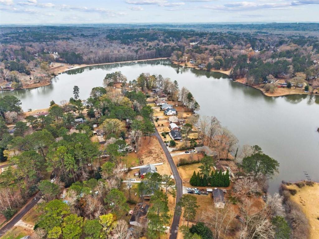 347 Laurel Ln., Stockbridge, GA 30281