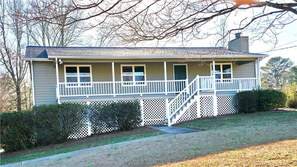 58 Fox Creek Dr., Dallas, GA 30157