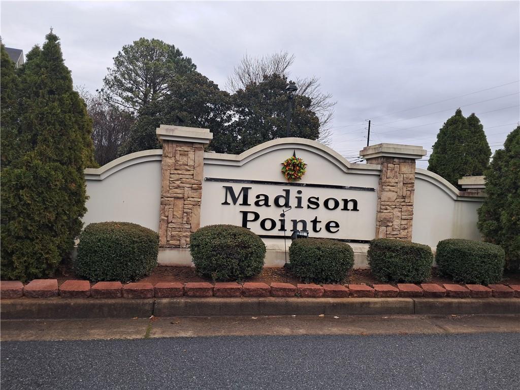 11241 Aliyah Dr., Hampton, GA 30228