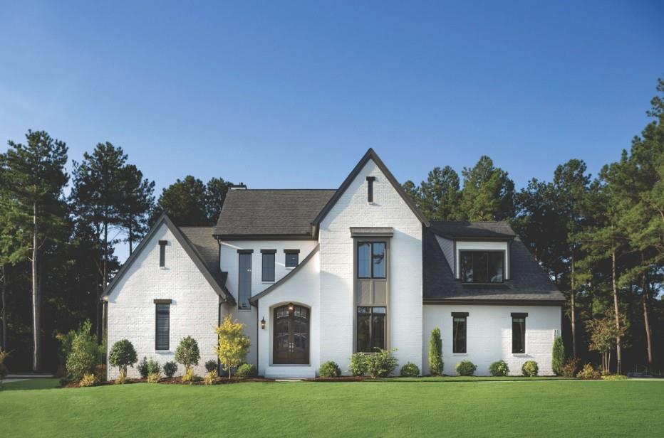 650 NW East Lake Dr., Gainesville, GA 30506