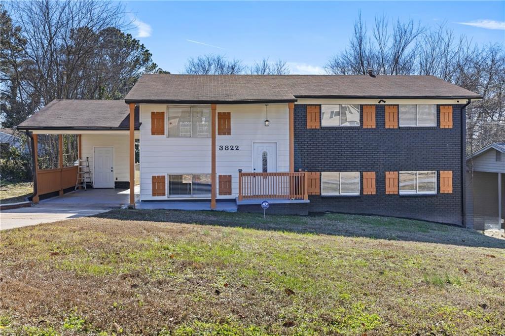 3822 Stephanie Dr., Atlanta, GA 30331