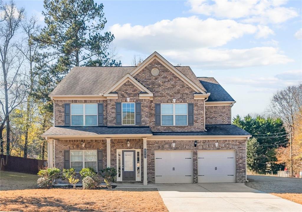 424 Live Oak Pass, Loganville, GA 30052
