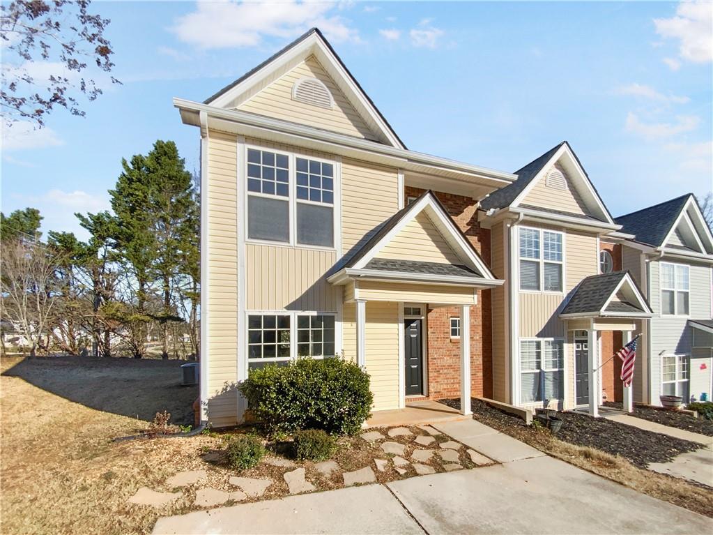 11 Pearl Chambers Dr., Dawsonville, GA 30534