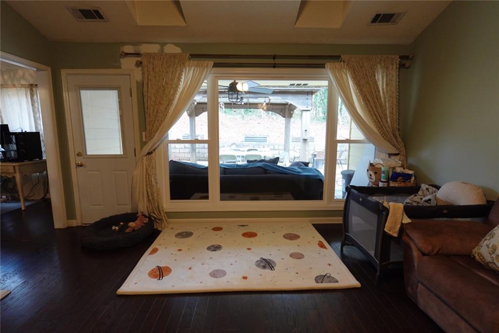 824 Whitehaven Ln., Lawrenceville, GA 30043