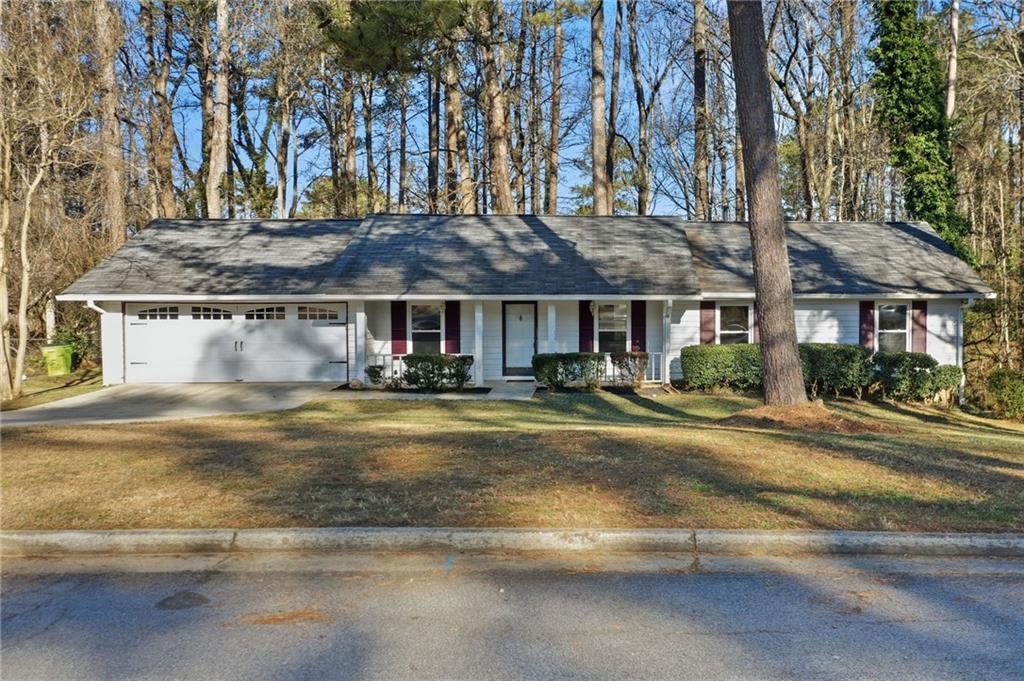 566 Sugar Valley Ln., Conyers, GA 30094