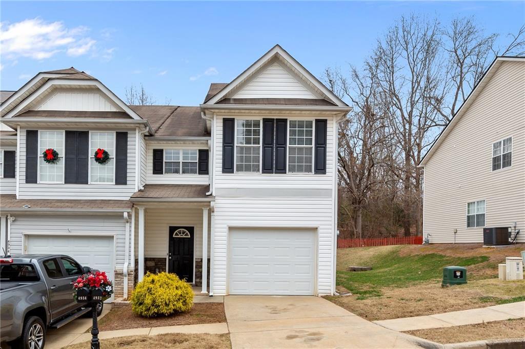 4932 Vireo Dr., Flowery Branch, GA 30542