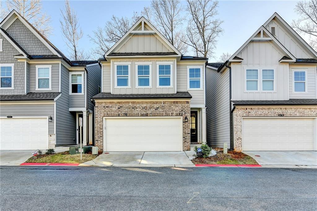 682 Smokey Quartz Way, Kennesaw, GA 30144