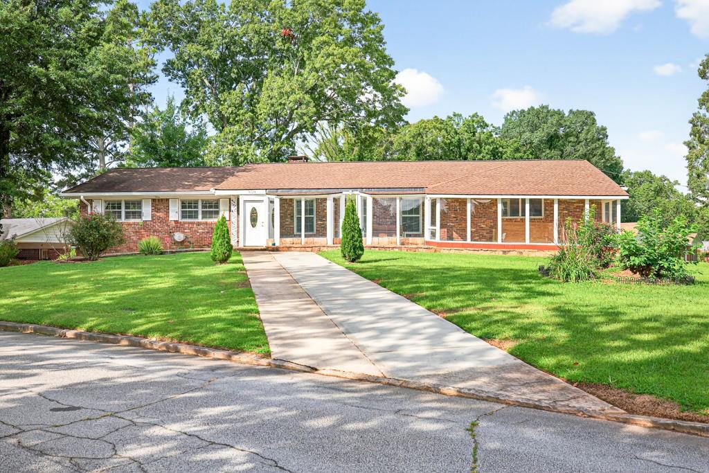 3724 Chavers Pl., Stone Mountain, GA 30083