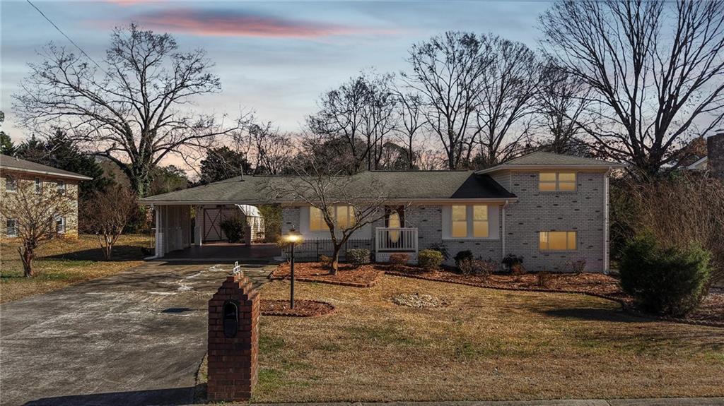 3284 Bernard Dr., Marietta, GA 30066