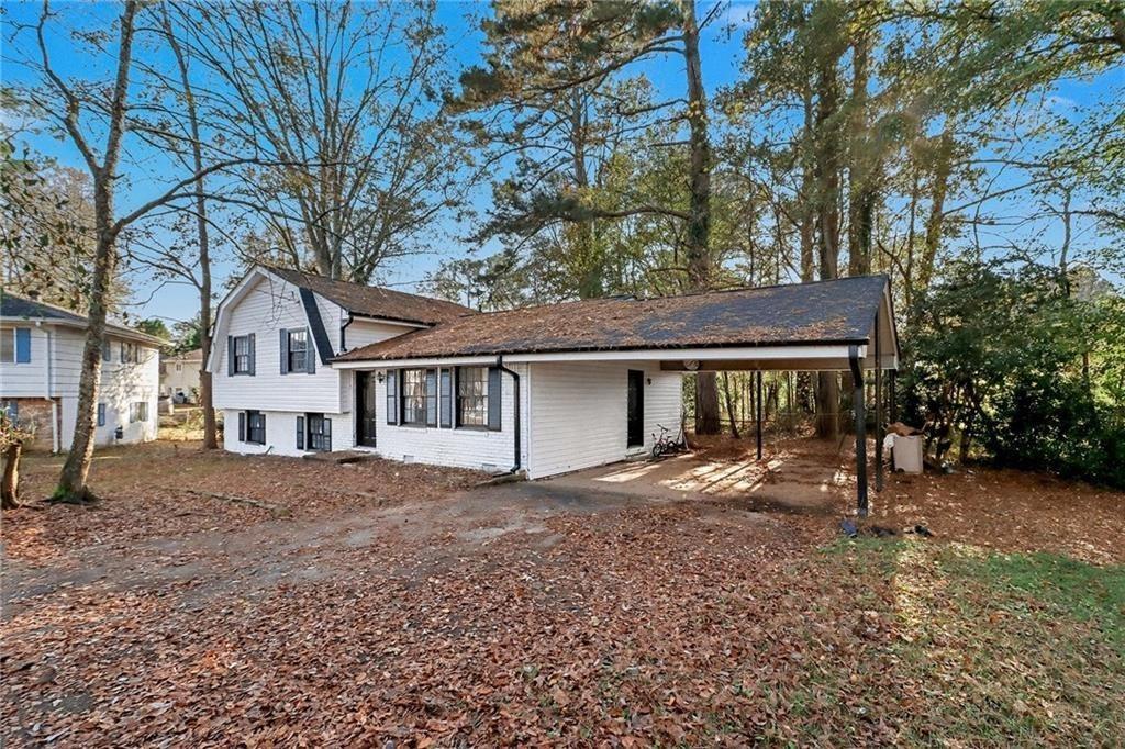 2731 Lynn Ct., Ellenwood, GA 30294