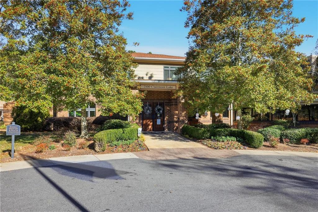 1800 Clairmont Lake #719, Decatur, GA 30033