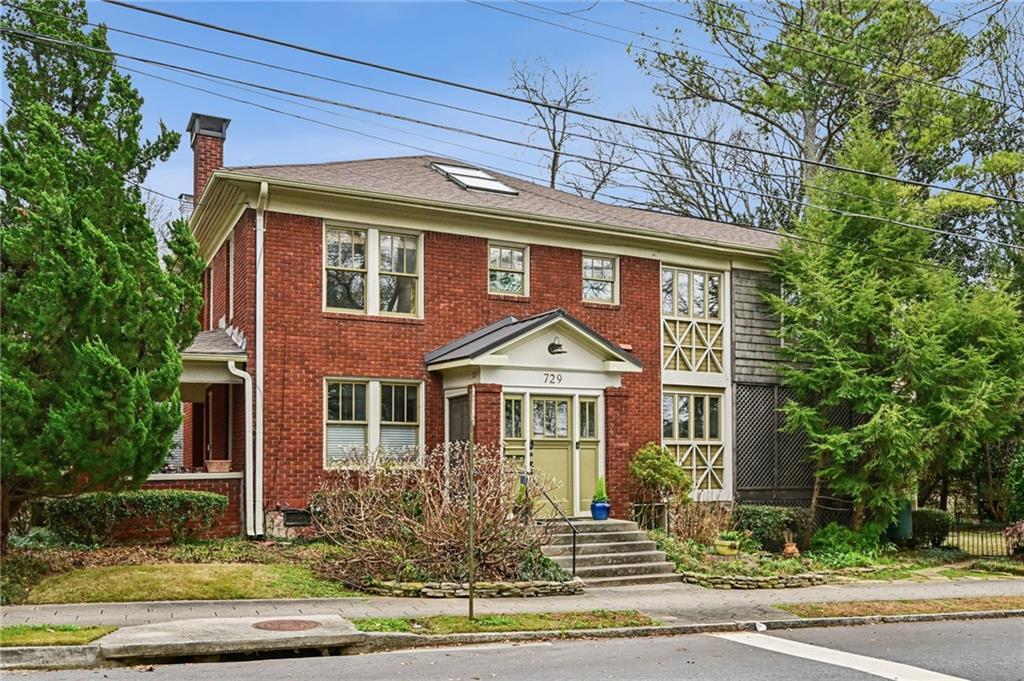 729 Virginia Cir., Atlanta, GA 30306