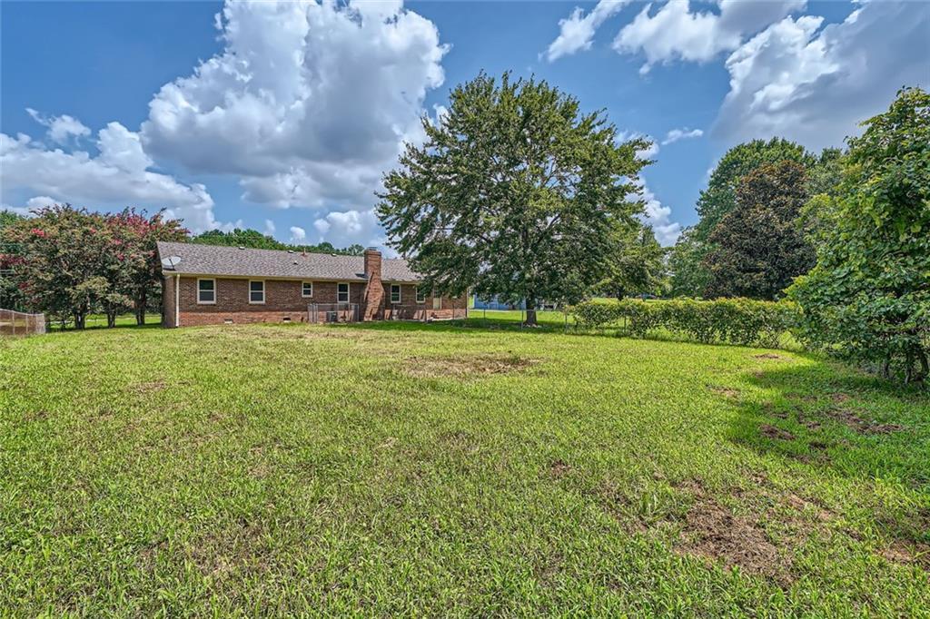 881 Jefferson Dr., Conyers, GA 30094