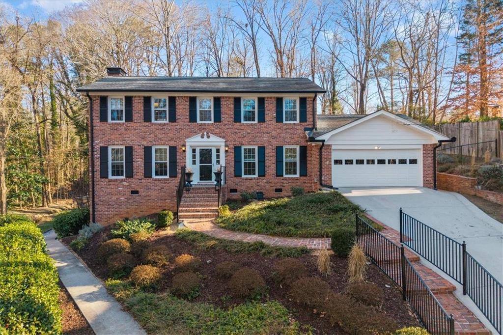 2363 Leisure Lake Dr., Dunwoody, GA 30338