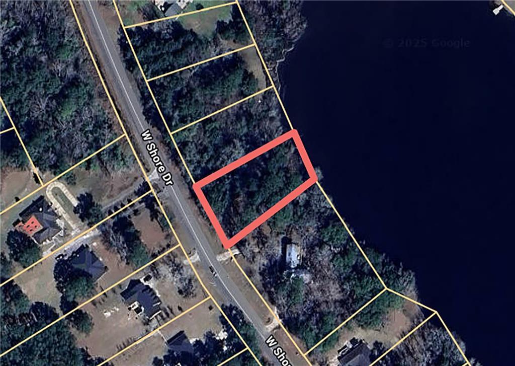 229 W Shore Dr., Ochlocknee, GA 31773