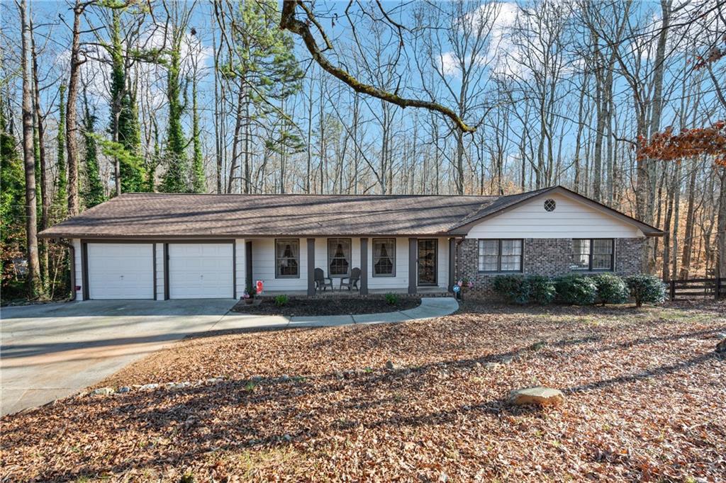 2446 Thrasher Rd., Buford, GA 30519