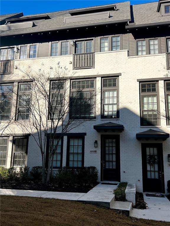 6580 Aria Village Dr., Atlanta, GA 30328