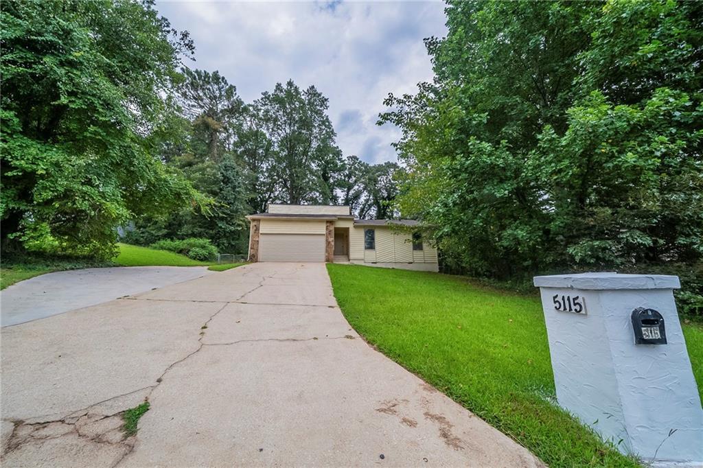 5115 Carole Pl., Stone Mountain, GA 30087
