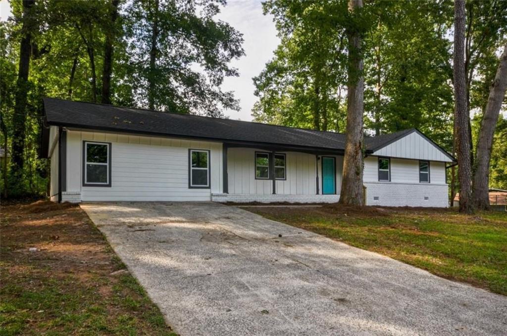 1961 Oak Leaf Ct., Marietta, GA 30008