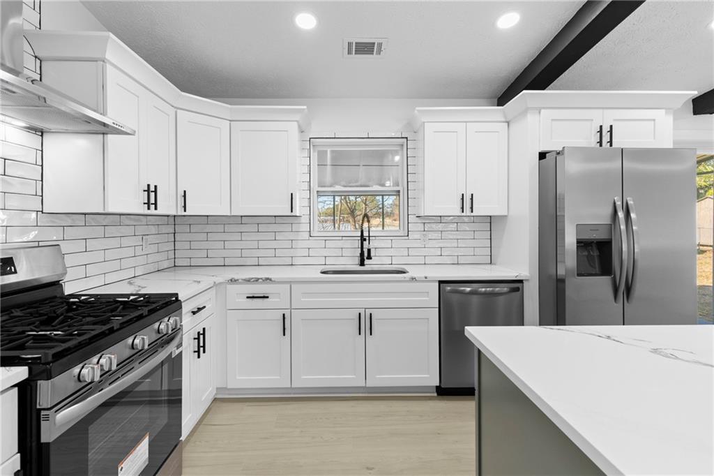 693 Highland Loop, Lawrenceville, GA 30046