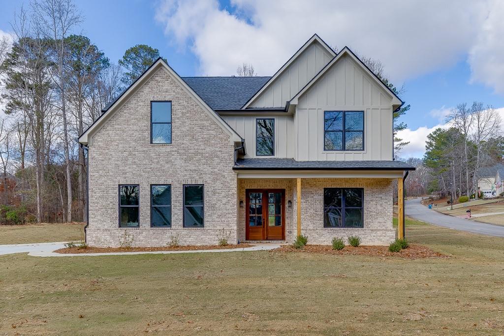 5422 Copper Creek Rd., Flowery Branch, GA 30542