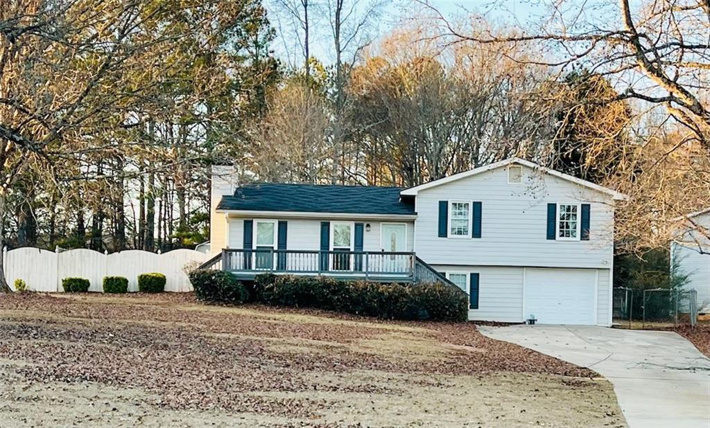 55 Clingstone Cir., Newnan, GA 30265