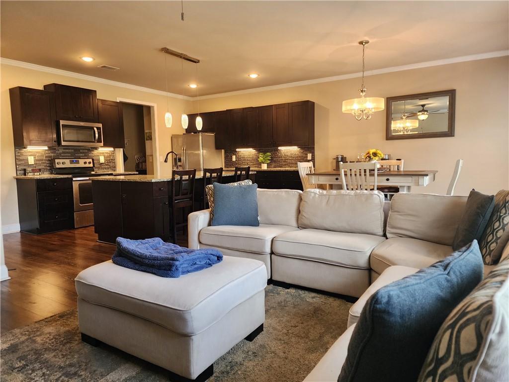 270 Jackson Pl., Lilburn, GA 30047