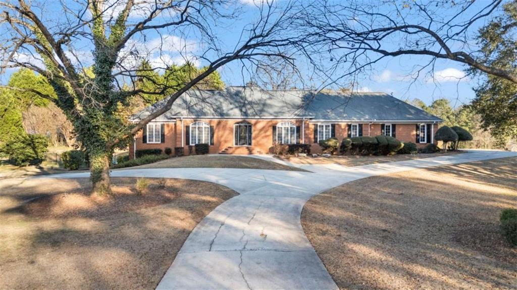 405 Savannah Cir., Jonesboro, GA 30236