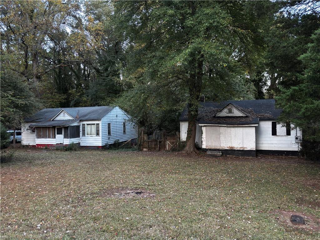 2402 Clifton Springs Rd., Decatur, GA 30034