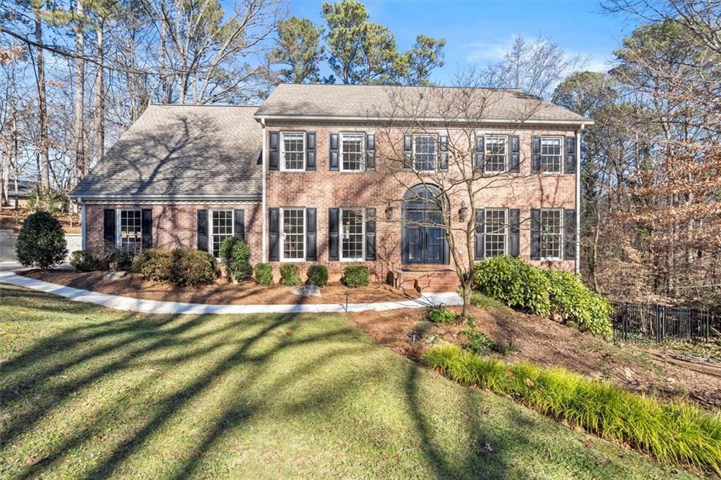 4367 Moss Ridge Ct., Roswell, GA 30075