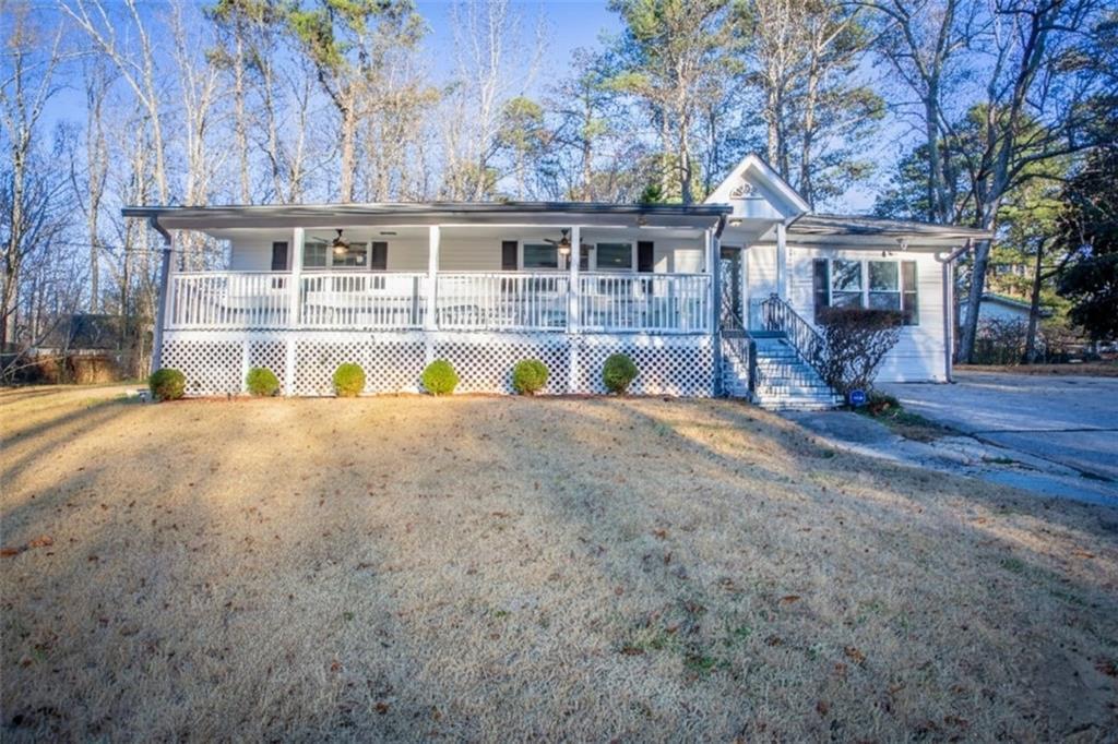 5215 Dixie Lake Rd., Union City, GA 30291