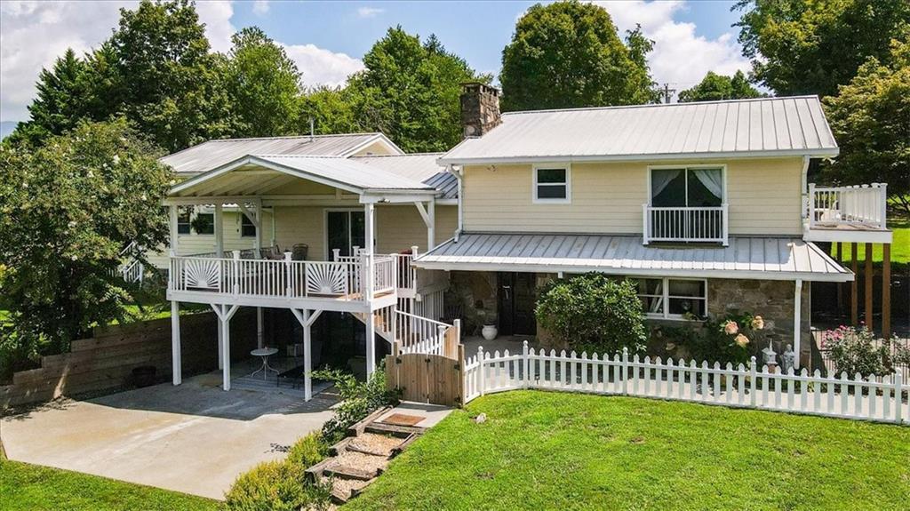 441 Mull Rd., Hiawassee, GA 30546