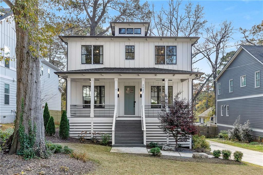 2547 Creekwood Ter., Decatur, GA 30030