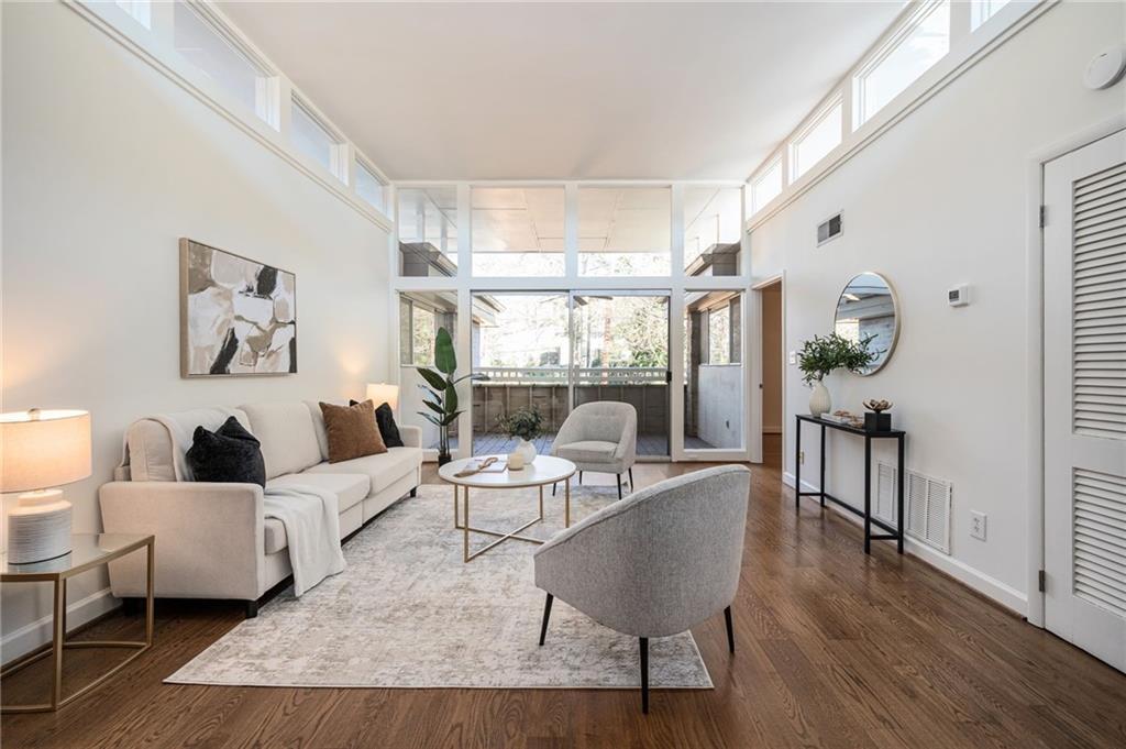 346 Carpenter Dr. #22, Atlanta, GA 30328