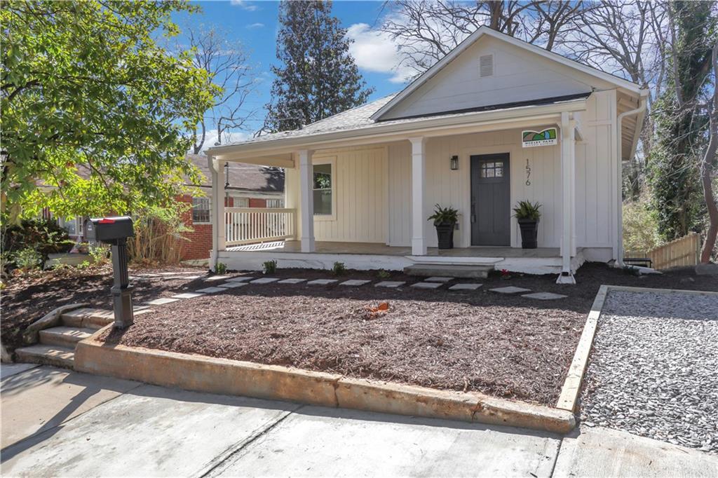 1576 Elixir Ave., Atlanta, GA 30314