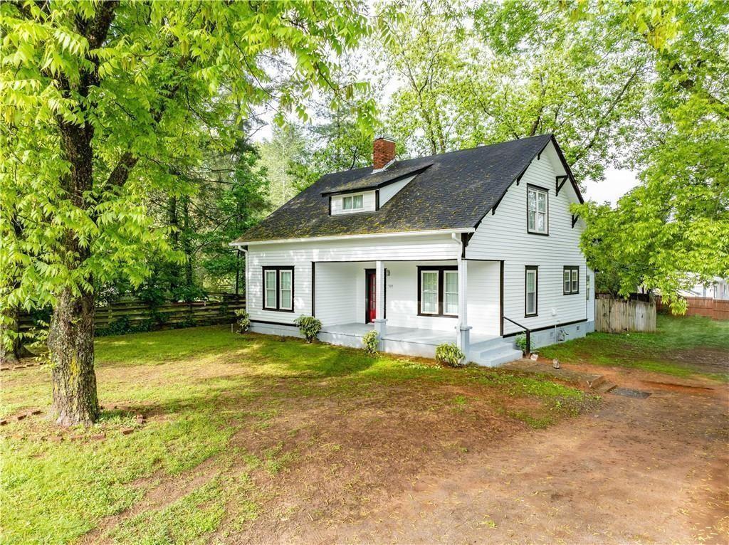 5375 Clarks Bridge Rd., Gainesville, GA 30506