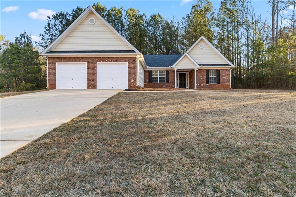 2116 Grand Gleaton Pass, Conyers, GA 30013