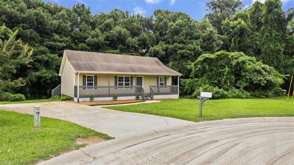 35 Ravenwood Dr., Rockmart, GA 30153