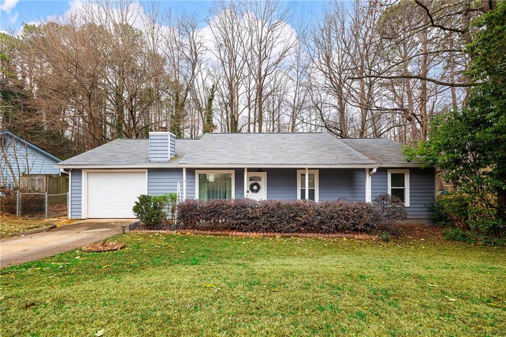 1572 Kings Ridge Dr., Norcross, GA 30093