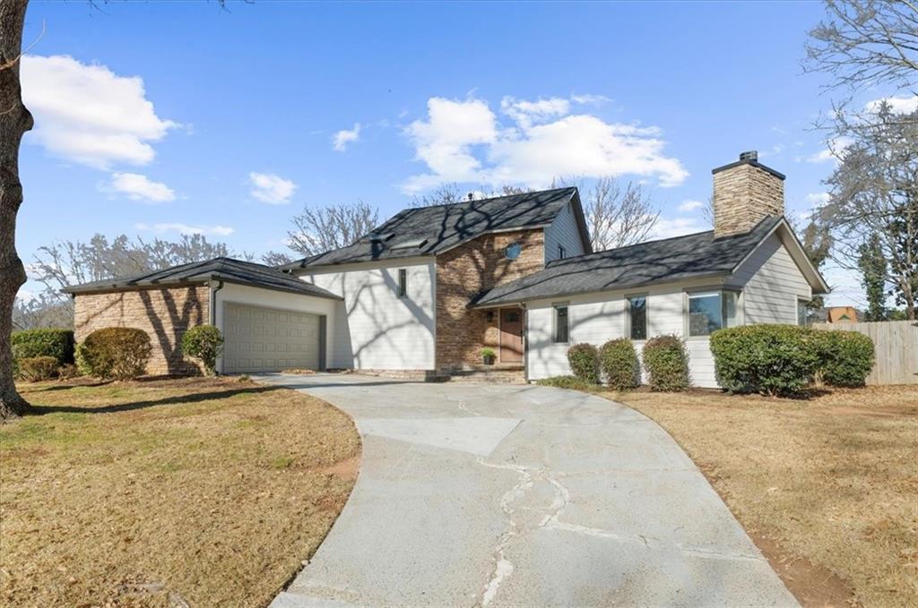 130 Saddle Creek Dr., Roswell, GA 30076