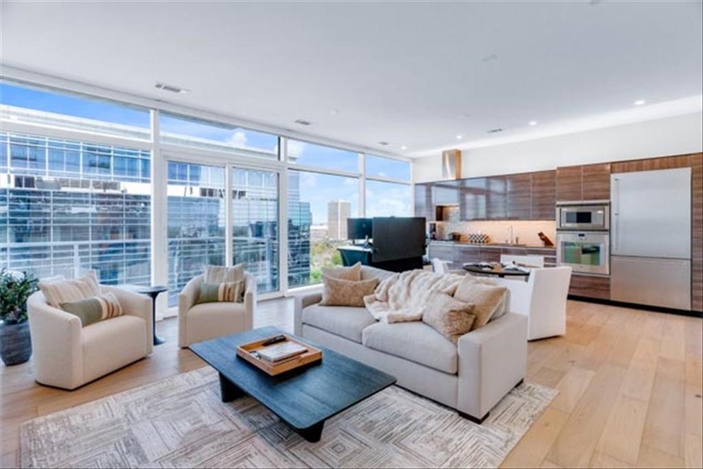 45 Ivan Allen Jr Blvd. #1704, Atlanta, GA 30308