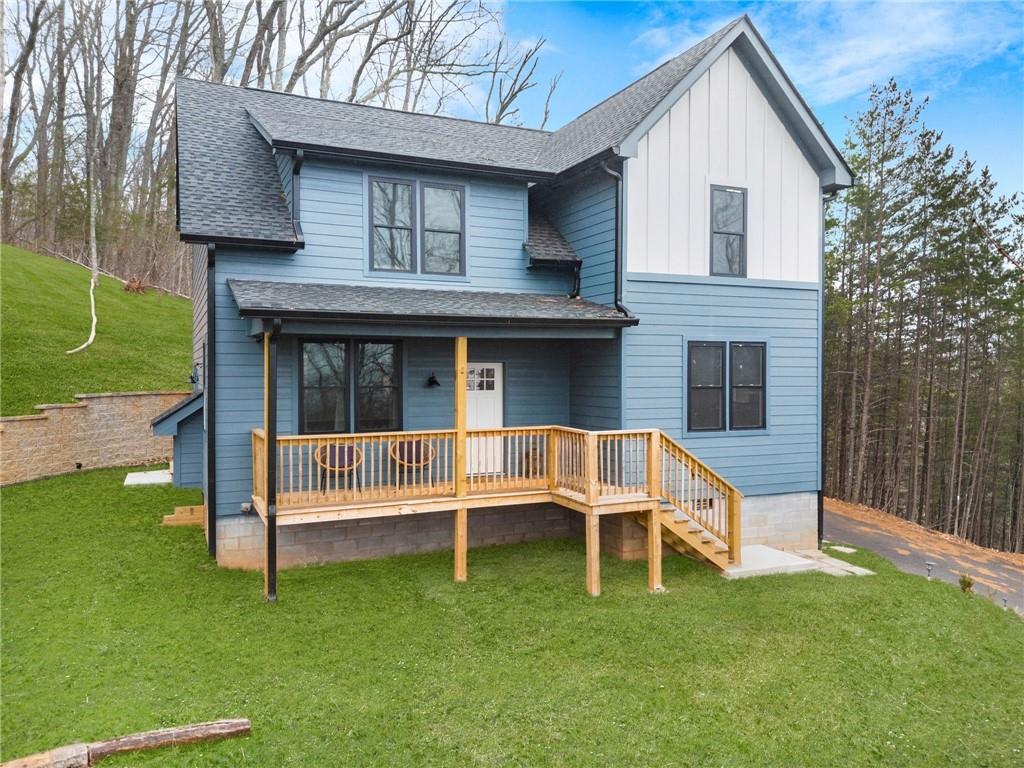 201 Huntington Pl., Dahlonega, GA 30533