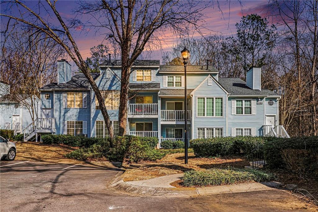 706 Glenleaf Dr., Peachtree Corners, GA 30092