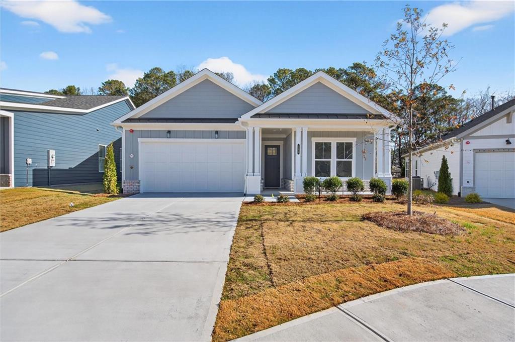 220 Vinca Cir., Kennesaw, GA 30144