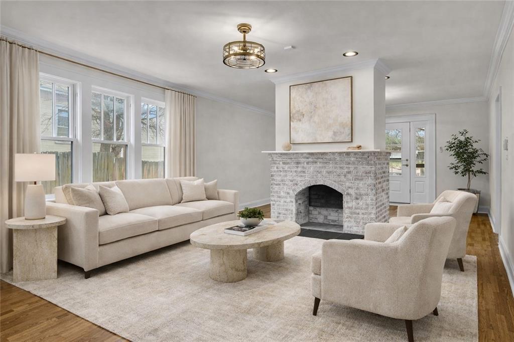 2324 Newnan St., East Point, GA 30344