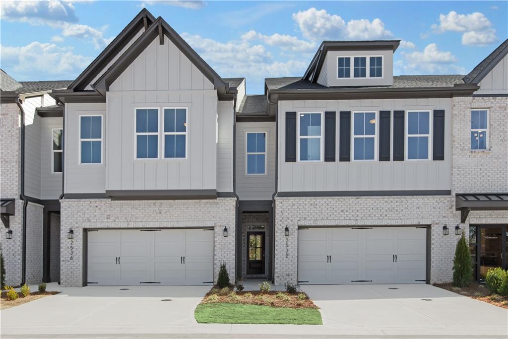 1931 Redfield Dr. #16, Marietta, GA 30066