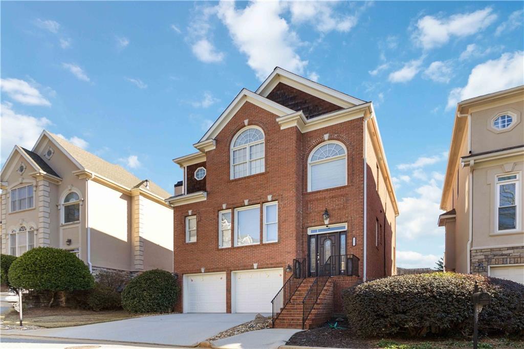 2450 Vivian Cir., Decatur, GA 30030