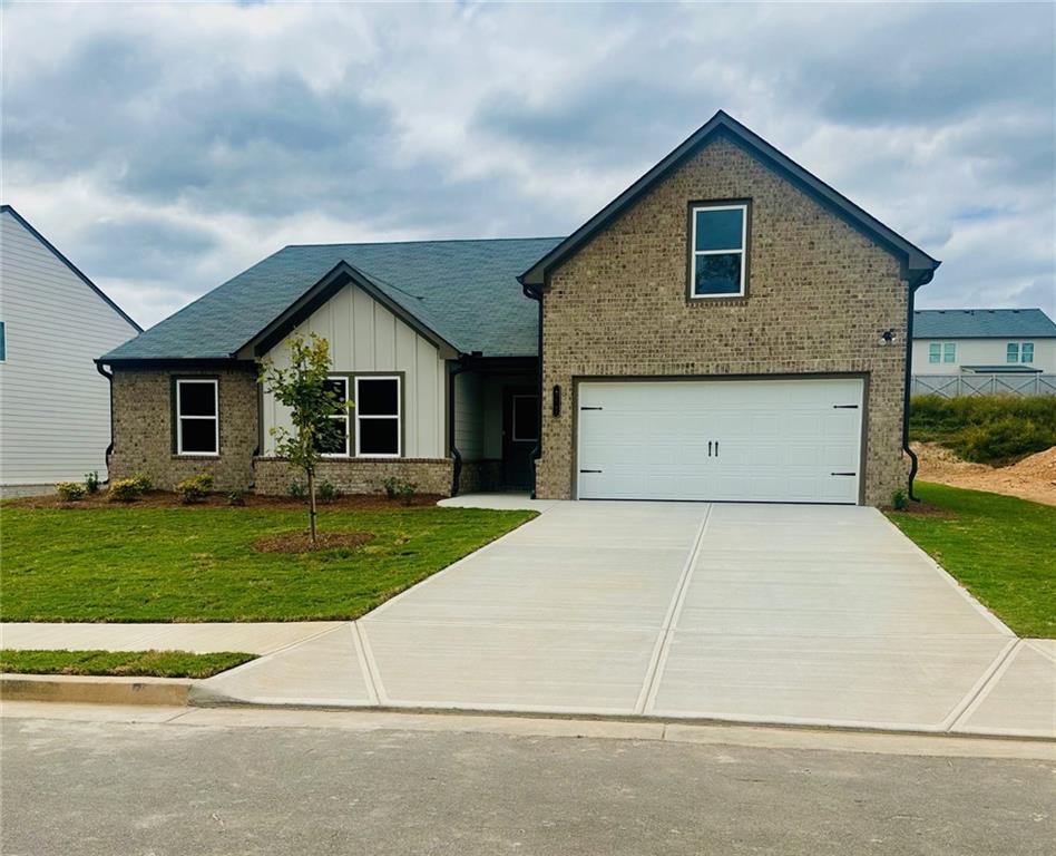 315 Rodeo Dr., Auburn, GA 30011